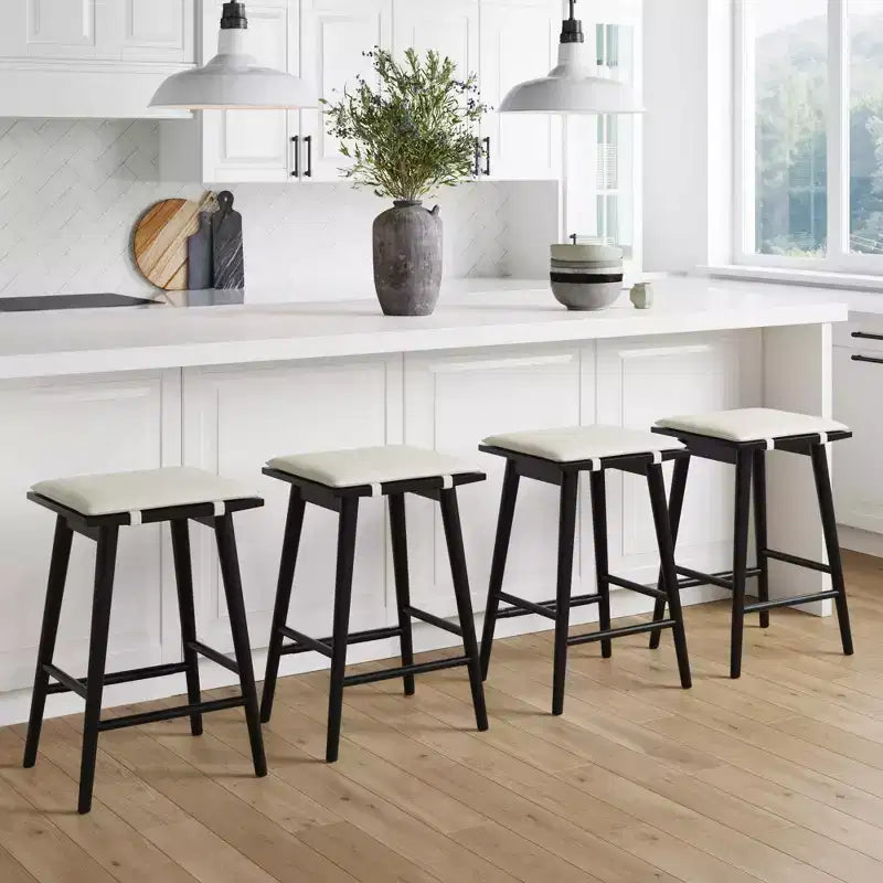 Tabouret de bar à hauteur de comptoir en bois et bouclette noir : Revêtement en lin, 63 cm de haut