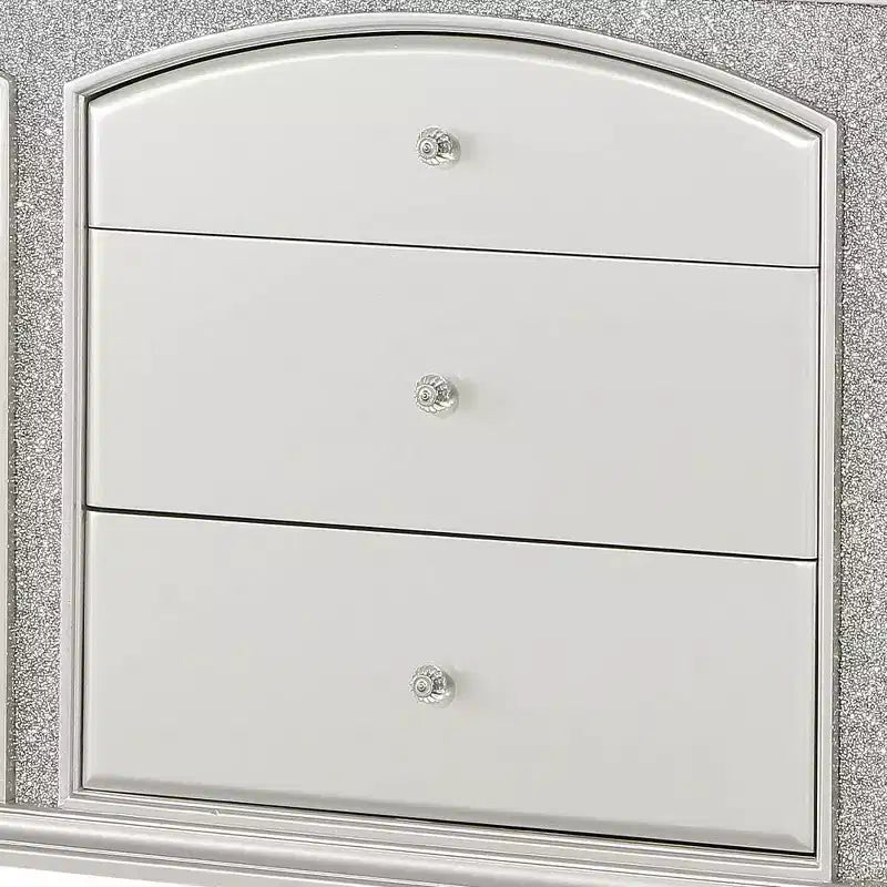 Commode 67" Platinum : 9 tiroirs, poignées en cristal, aucun assemblage requis